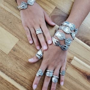 Meet your Posher, Roxanne